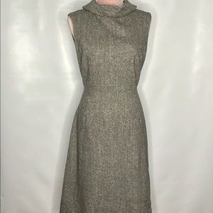 Aritzia Tálela Babaton wool blend dress, great for the office!